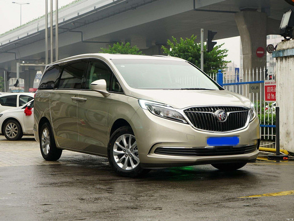 別克商務GL8（6座）租賃_新月租車電話 – 010-60713366